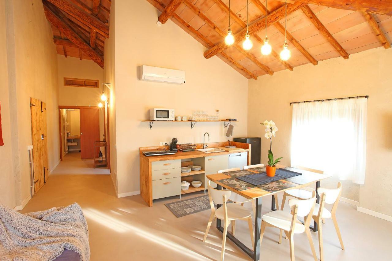 Il Bozzolo Eco Boutique Apartments Валеджо-суль-Минчо Экстерьер фото